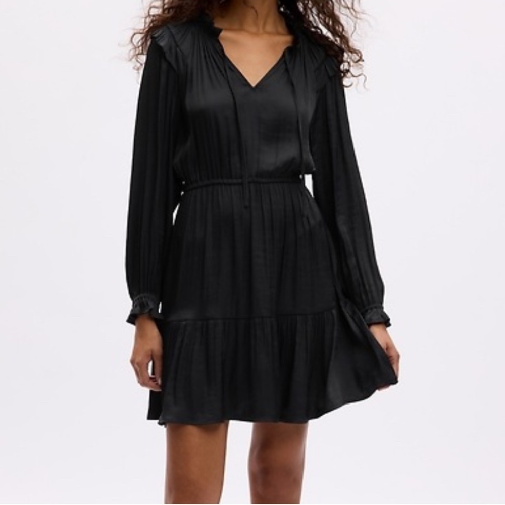 GAP Classic Black Long Sleeve Dress